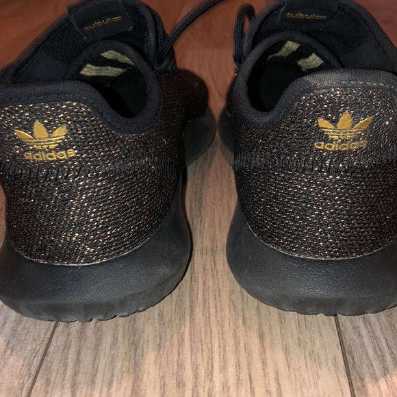 🚫❌SOLD!!!❌🚫👟WOMENS TUBULAR SHADOW ADIDAS👟 - Picture 2 of 4